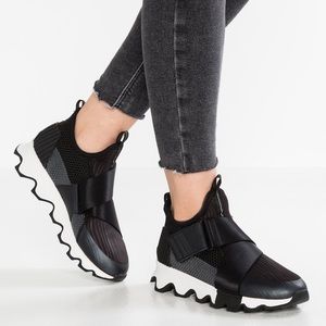 *SOLD* Sorel- Women’s Kinetic Sneaker